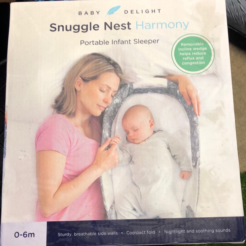 Baby delight: snuggle nest harmony